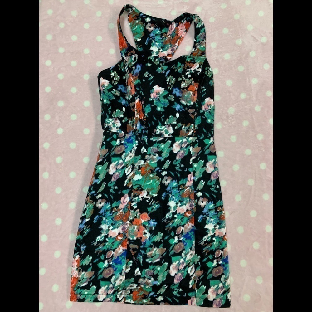 Material girl juniors sleeveless mini bodycon satin floral dress S‎